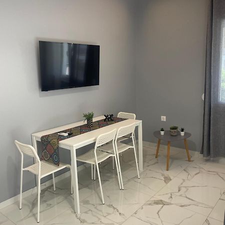 Antonis Apartment ปาลาเรีย ดิโอนิซีอู ห้อง รูปภาพ